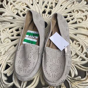 Basic Editions loafers sz. 7 NWT